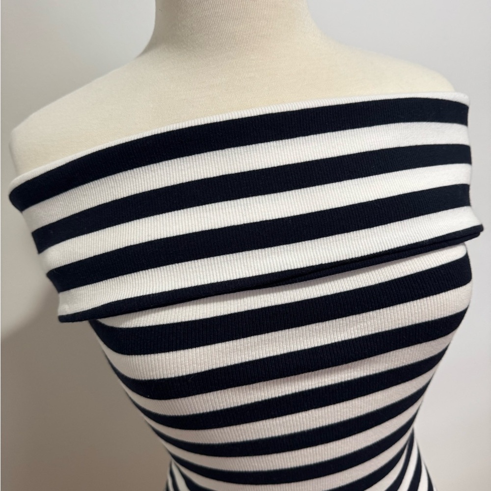 Banana Republic Off-Shoulder Cotton Ribbed Nautical Striped Top Navy White Sz S - Picture 5 of 13
